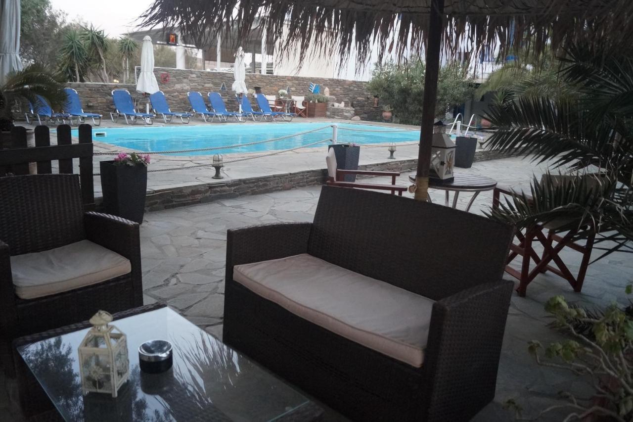 Tinos Apartments Zalonis Agios Ioannis  Eksteriør billede