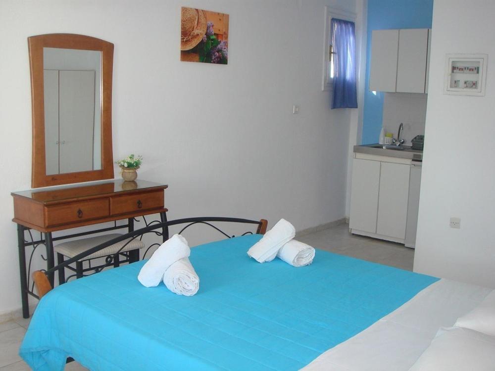 Tinos Apartments Zalonis Agios Ioannis  Eksteriør billede